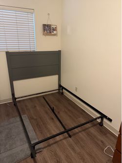 Full bed frame NEED GONE