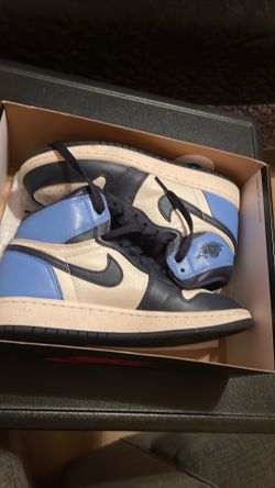 Air Jordan 1 retro high og gs size 4y color university blue