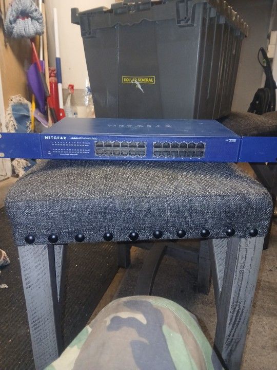 NETGEAR ProSafe 24 Port Gigabit Switch