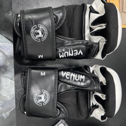 Venom Challenger MMA Gloves