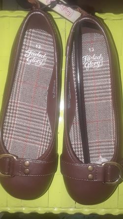 BROWN FLATS SHOES NEW