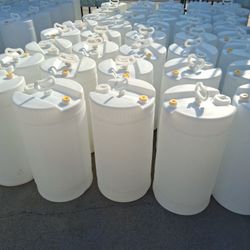 15 Gal Close Head Natural Plastic Barrel  Water Storage  Barrels  Gray Water Waste Motor Oils Liquids Tents Recycling  Gas Containers Diesel Fuel Can 