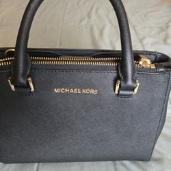 Used Michael Kors Purse