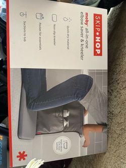 Skip Hop Moby All-in-One Elbow Saver & Kneeler