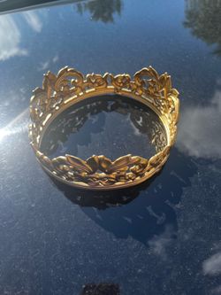 Crown (metal-real-very old)