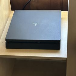 Almost Brand New PS4 Slim NEED GONE 