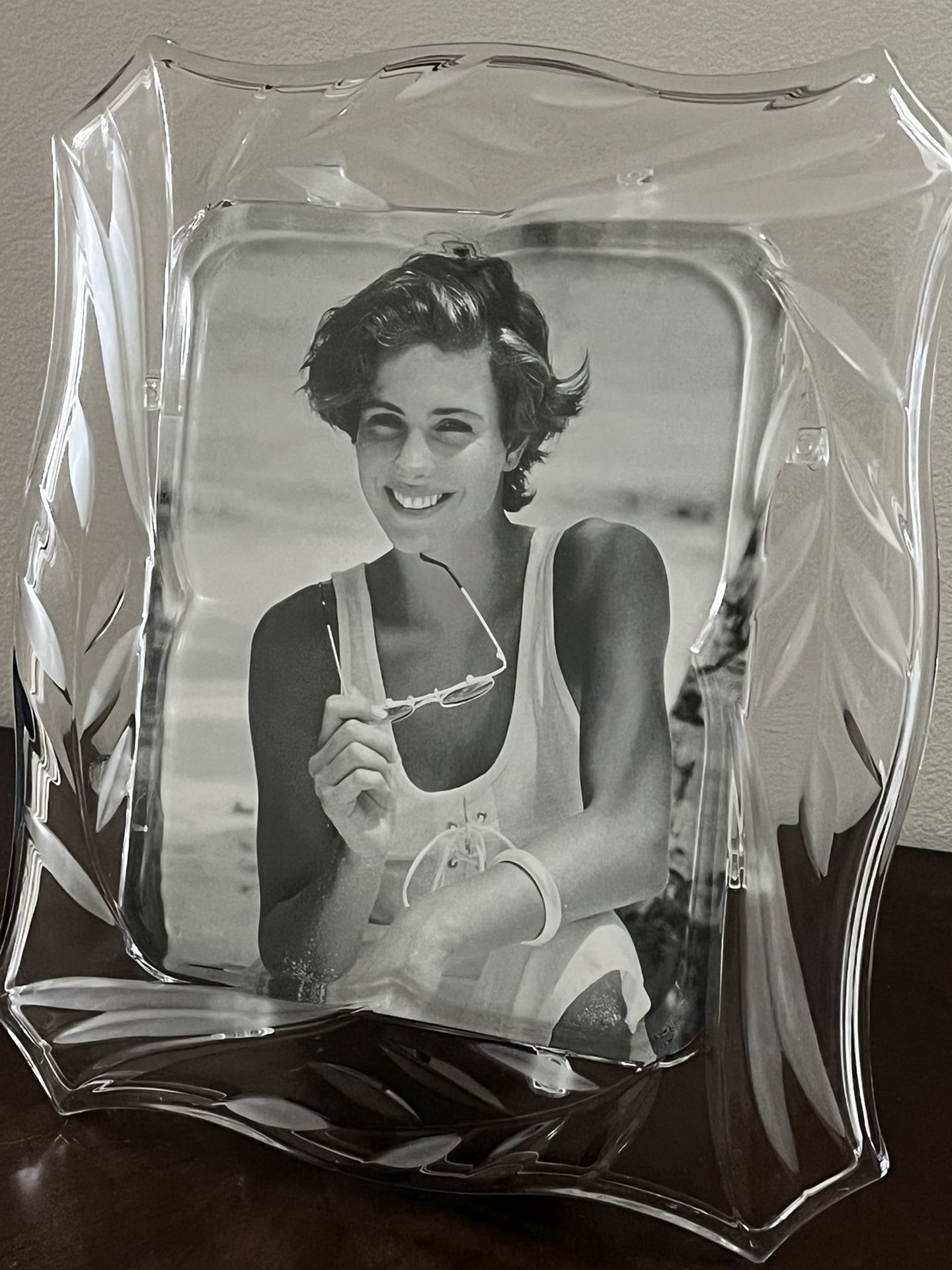 MIKASA - Beautiful Crystal Photo Frame 8 X 10 - Like NEW