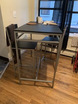 Bar table