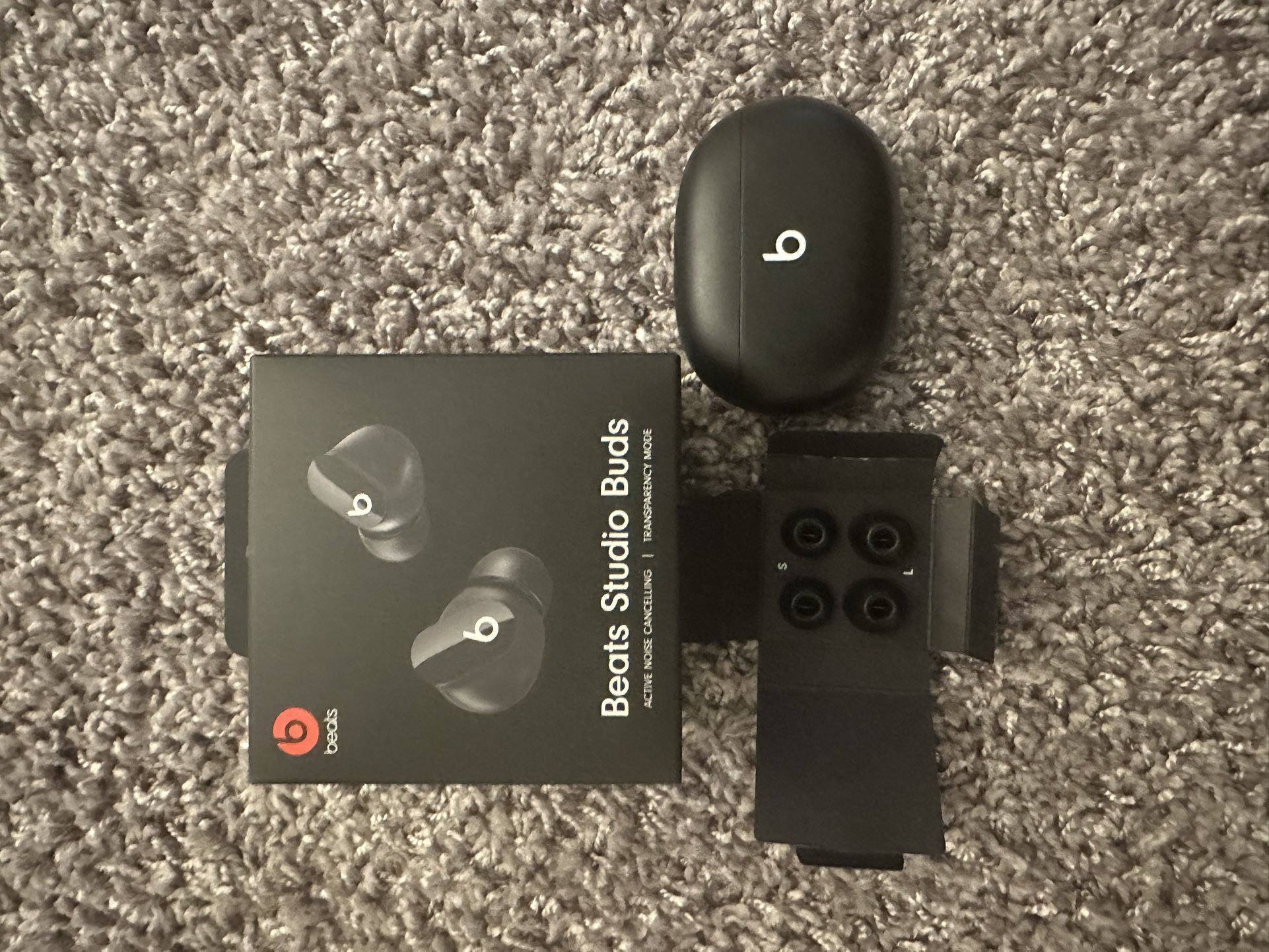 Beats Studio Buds