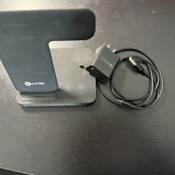 3 In  1 iPhone, Airpods, Apple Watch Wireless Charger 