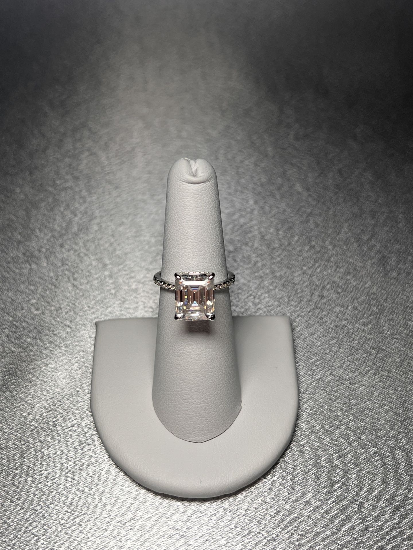 5CT Moissanite Engagement Wedding Ring 18K Gold Plated *Size 6*