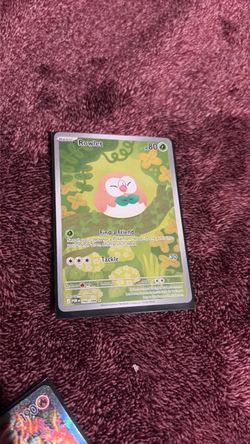 Rowlet Pokémon Card 090/088 Illustration Rare