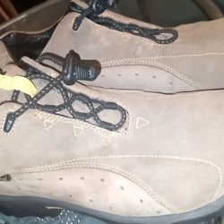 Timberland MENS 12M Hiking Shoes Like New