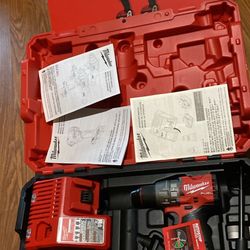 Milwuakee Impact And Drill Combo 