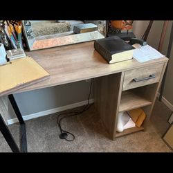 Desk And Chair 