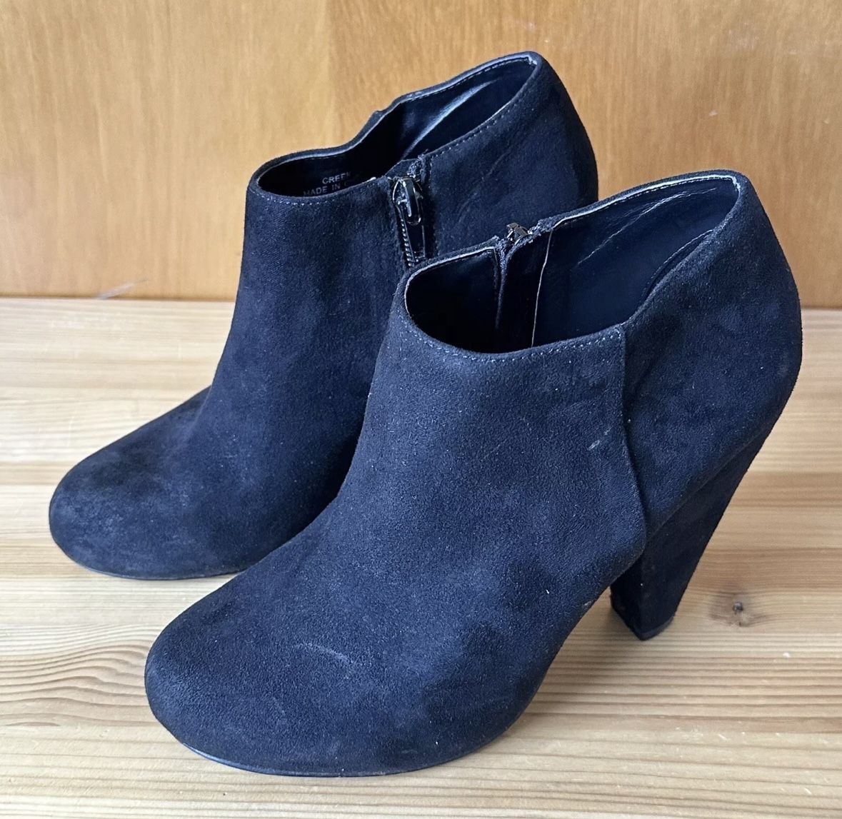 Mix No. 6 Creek Women’s Size 7 Black Faux Suede Side Zip Block Heel Bootie
