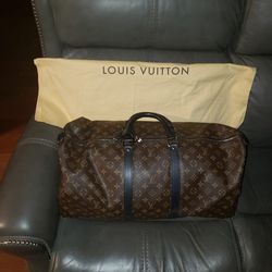 Louis Vuitton LV Keepall 55 Monogram Duffle Bag