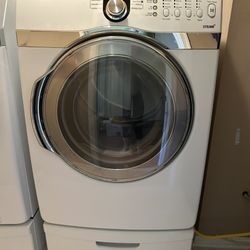Gas Dryer - Great Condition - Drawers Separate