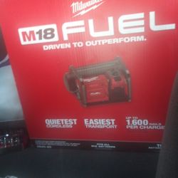 Milwaukee m18 Fuel Compressor And 2 Drills 