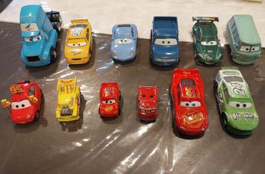 Disney Pixar Cars Die-Cast Toy Car Lot of 12