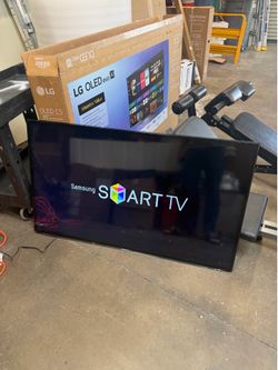 Samsung 55" 1080p LED-LCD HDTV with Wi-Fi UN55ES6100 TV
