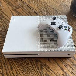 Xbox One S 2TB (Launch edition) 
