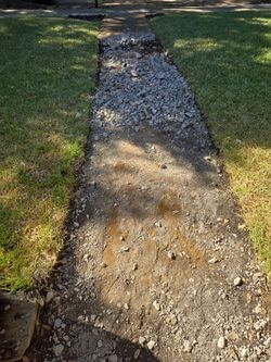Concrete pieces/ gravel