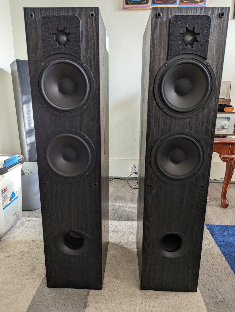 Signet SL - 266 Speakers
(Rare)