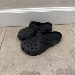 Kids Black Crocs 