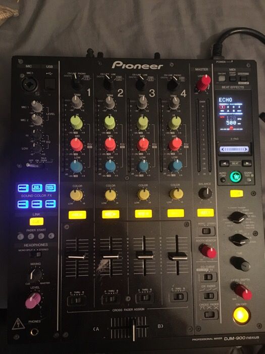 Pioneer djm 900 mixer w chroma caps