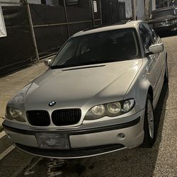 2005 BMW 325i