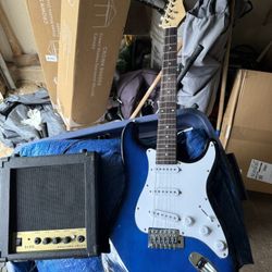 Electric Guitar With Speaker