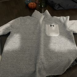 Under Armor Sweatshirt 