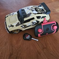 RideMakerz RC Car