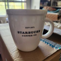 2001 Starbucks 18oz Classic Coffee