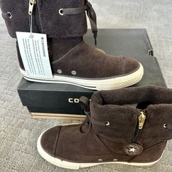 Converse. Chocolate Color. Junior Size 2.5. Brand New Pick Up Rainbow And Blue Diamond.