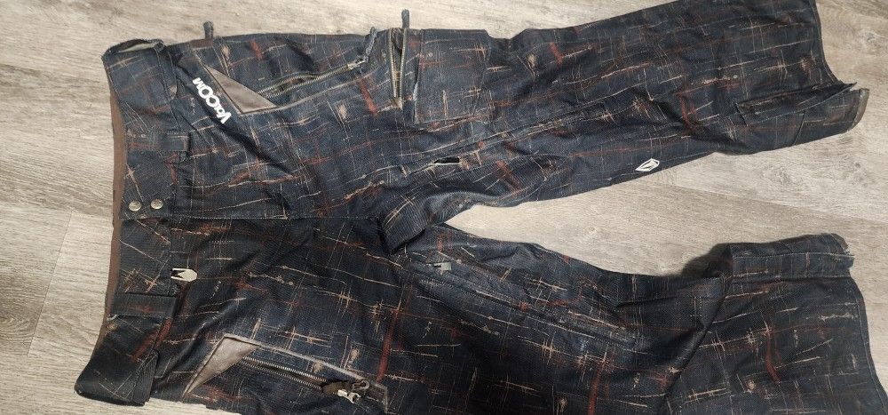 VOLCOM SNOWBOARD/SKI PANTS Size M