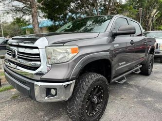 2014 Toyota Tundra CrewMax