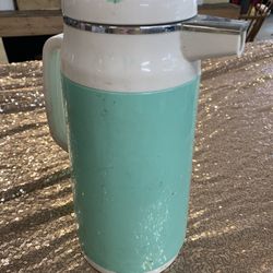 Thermos With Spout