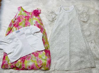 Girl clothes - size small