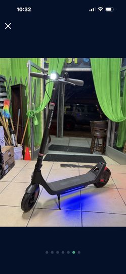 PHANTOM A10 MOTOR 400W POWER -15.5MPH-RANGE 28MILES-ANTIPUNCTURE 10in. TIRES-ATMOSPHERE SIDE LIGHTS. CHARGER INCLUDED —PRICE FIRM