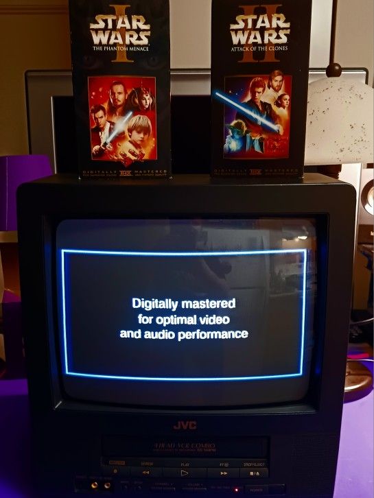 Beautiful Vintage CRT TV With Built-in VCR VHS Tape Player Recorder And FM Radio Absolutely Beautiful Play Video Games And Retro Videos On This!