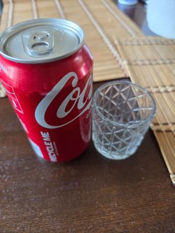 Vasos  pequeños  son 24