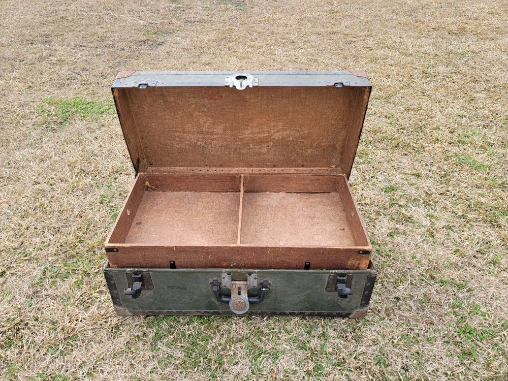 Vintage Green and Black Trunk  - Measures 30"L x 16"W x 12"H 