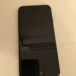 UNLOCKED IPHONE 7/ READY FOR USE ⭐️