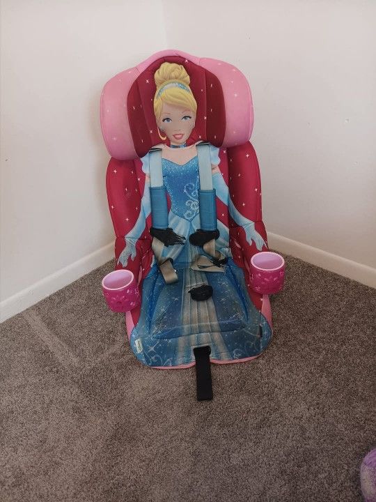 Little Girls Carseat