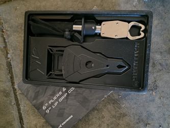 Pliers And Lip Grip Kit