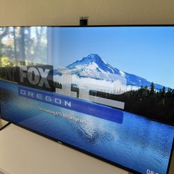 Roku 50" Select Series 4K Smart TV (2025 Model) - Like New!