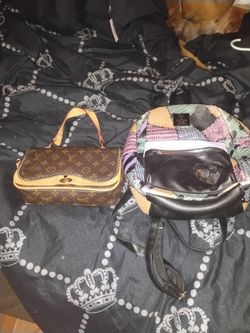 A purse and a backpack