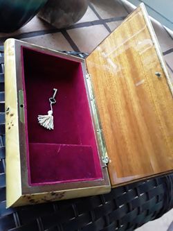 jewelry collectible antique